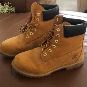 Slightly worn Timberland classic boots